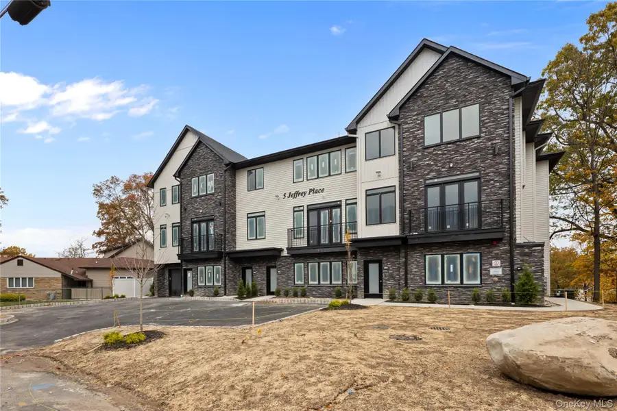 5 Jeffrey Place #102, Monsey, NY 10952 - Image #3