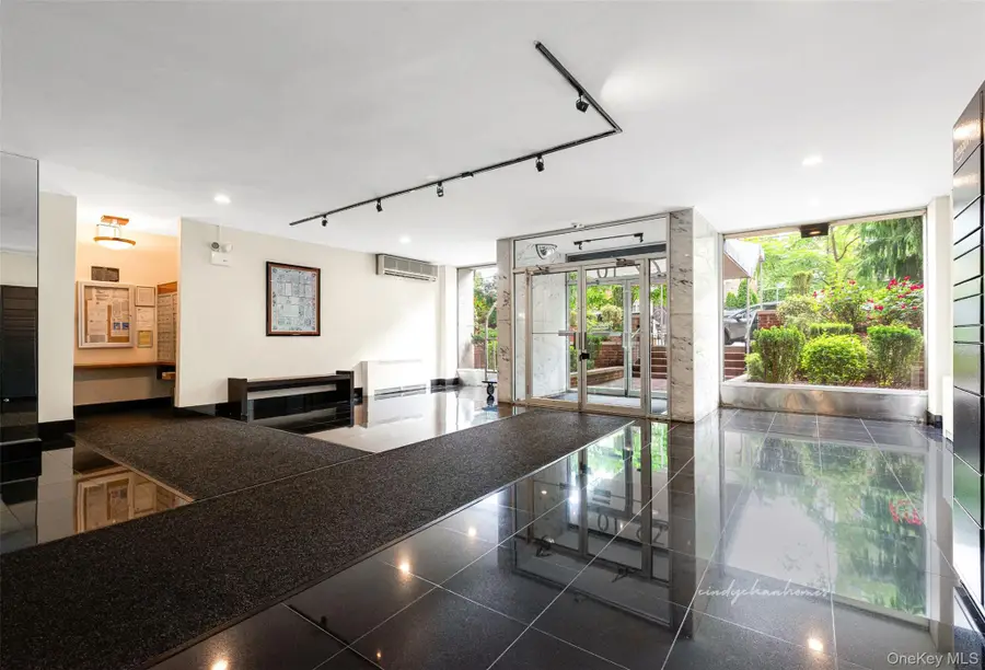 72-10 112th Street #5E, Forest Hills, NY 11375 - Image #3