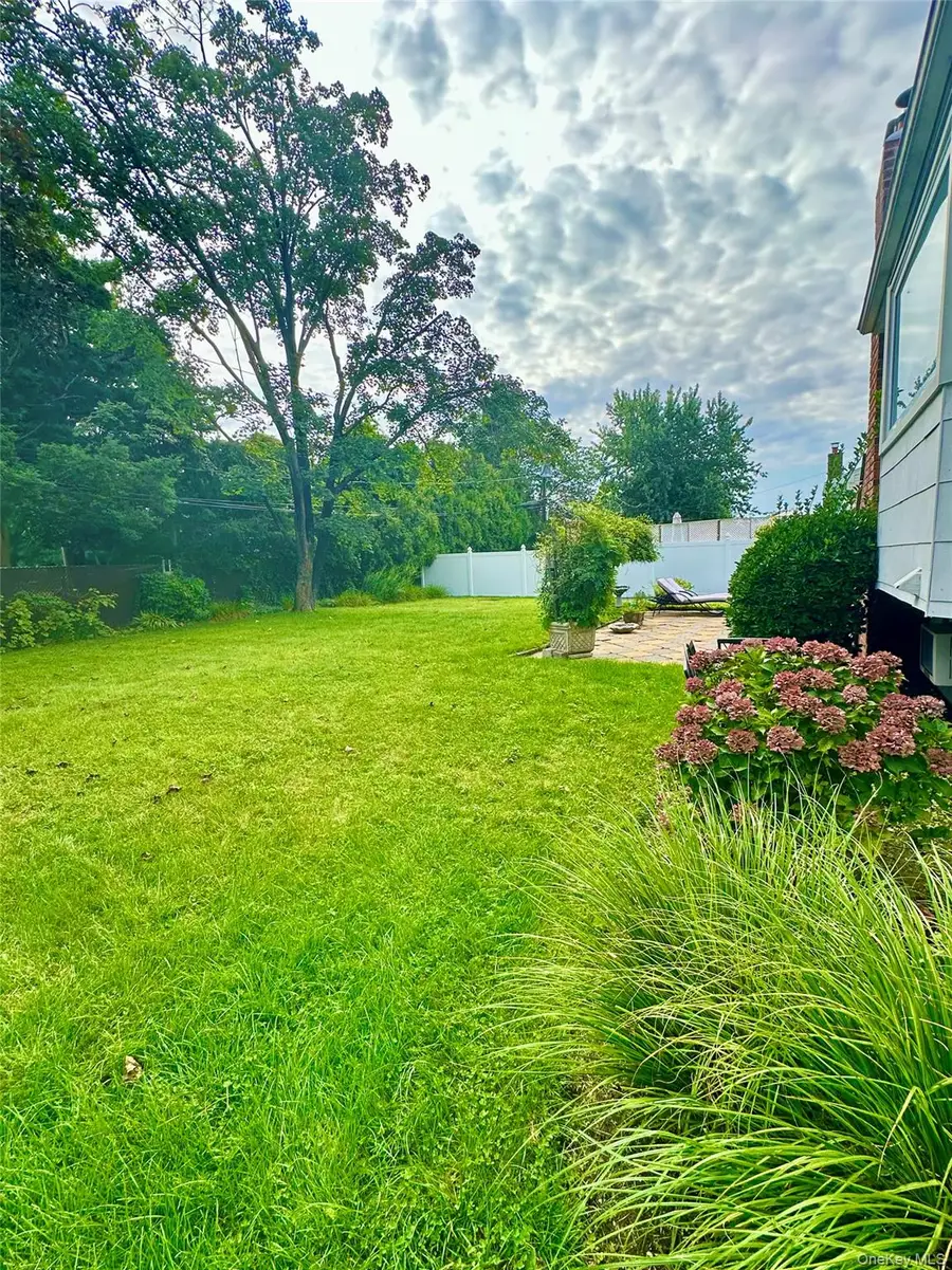 155 Alexander Avenue, Nesconset, NY 11767 - Image #2