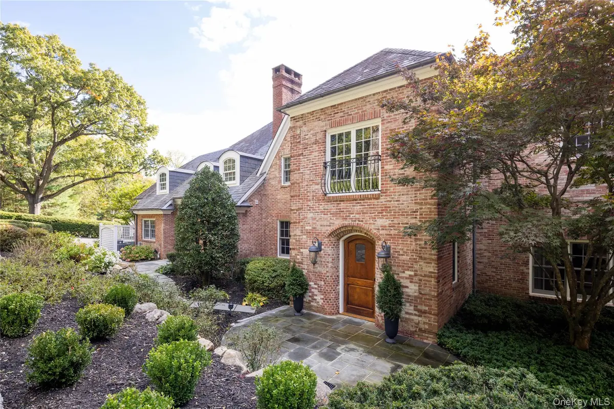 312 Feeks Lane, Mill Neck, NY 11560 - Image #1