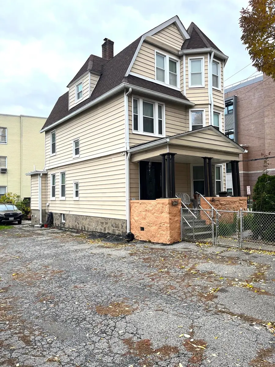 131 Mclean Avenue, Yonkers, NY 10705 - Image #2