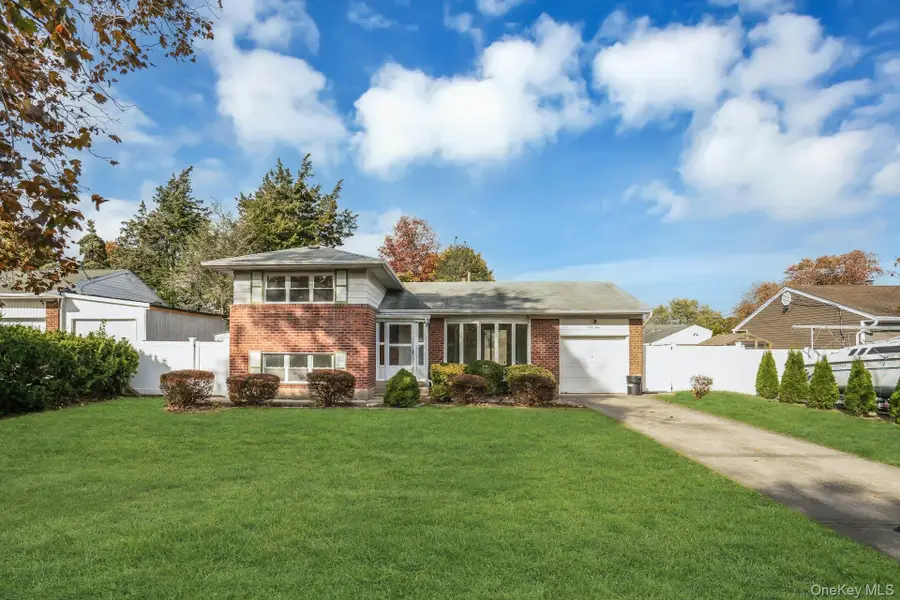 44 Delaware Avenue, Commack, NY 11725 - Image #3