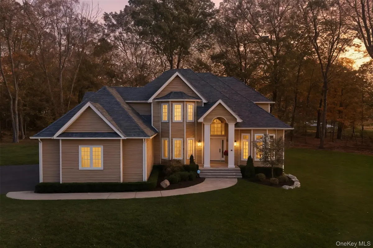 20 Winding Lane, Central Valley, NY 10917 - Image #1
