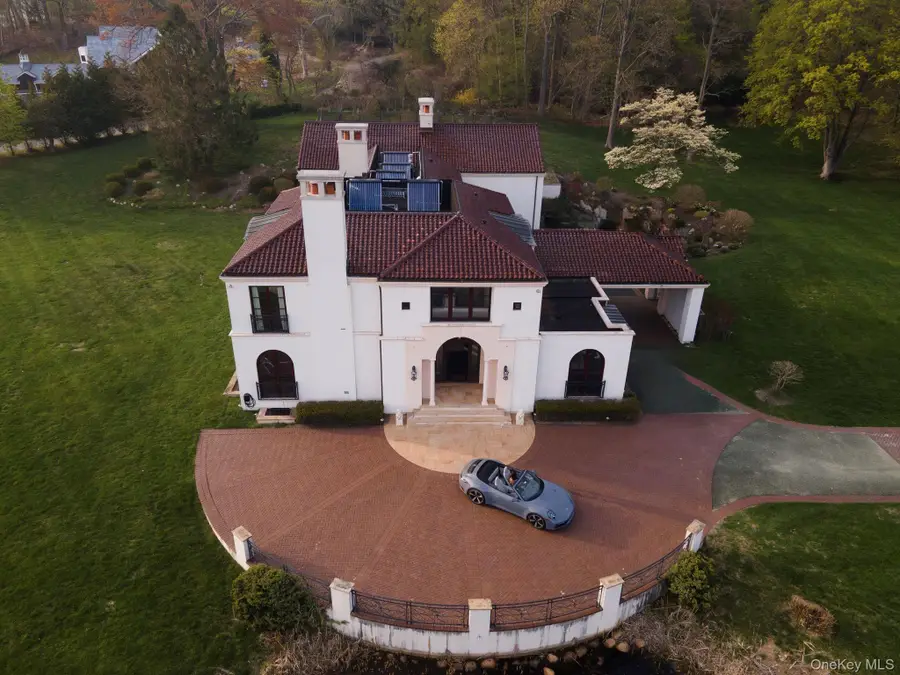 717 Short Beach Road, Nissequogue, NY 11780 - Image #3