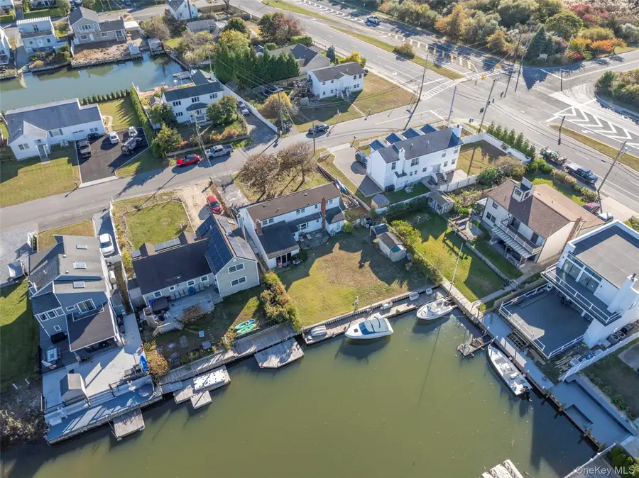 7 Fairlawn Court, Shirley, NY 11967 - Image #3