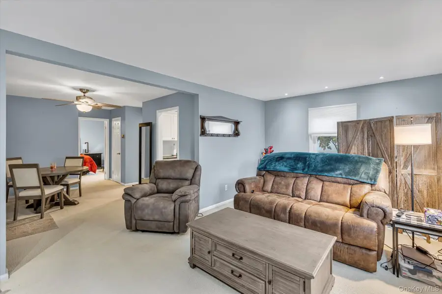 109 Cardinal Lane #2A, Islip, NY 11751 - Image #3