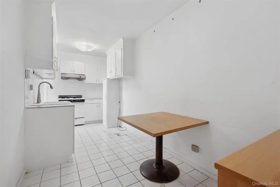 33-24 91st Street #6L, Jackson Heights, NY 11372 - Image #2