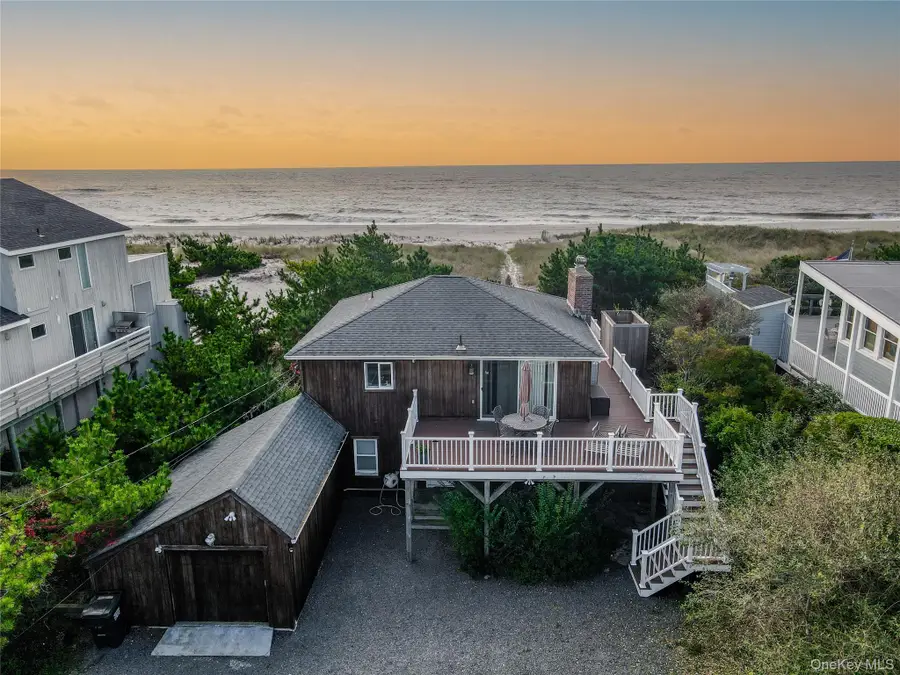 645 Dune Road, Westhampton, NY 11977 - Image #3