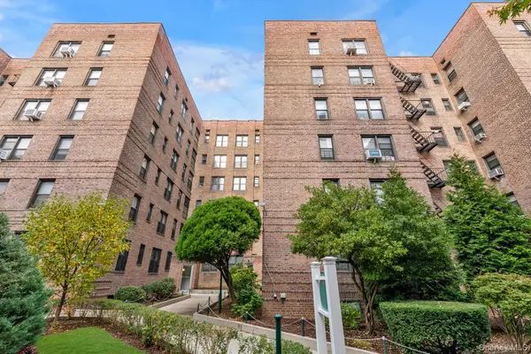 4334 Union Street #5H, Flushing, NY 11355