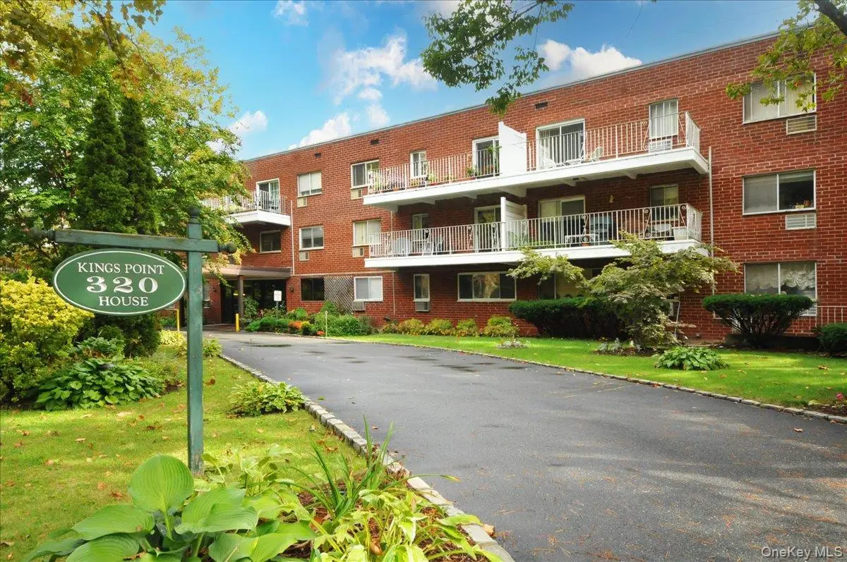 320 E Shore Road E #6B, Great Neck, NY 11023 - Image #1