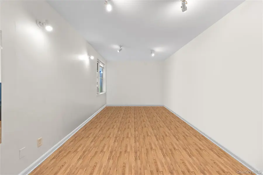 84-35 Lander Street #2B, Briarwood, NY 11435 - Image #2