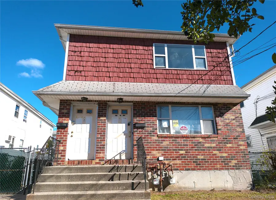 219-07 137 Avenue, Laurelton, NY 11413 - Image #2
