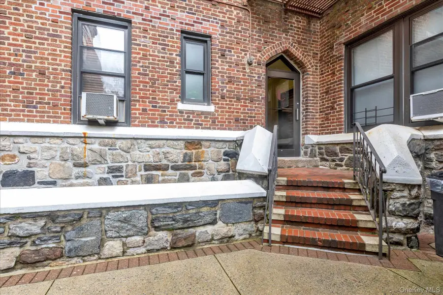 160-15 Powells Cove Boulevard #C107, Beechhurst, NY 11357 - Image #2