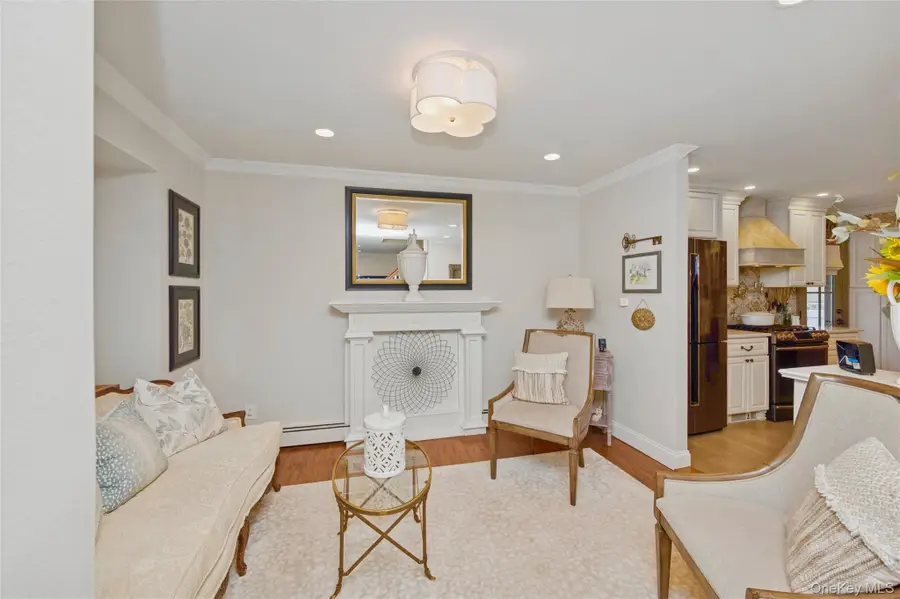 62 14th Street, Hicksville, NY 11801 - #3