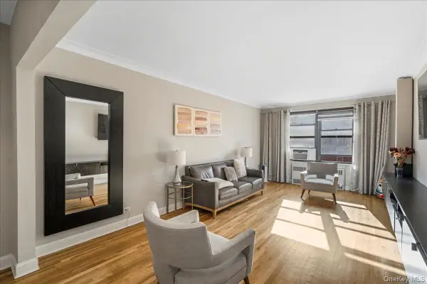 110-45 71st Road #6D, Forest Hills, NY 11375