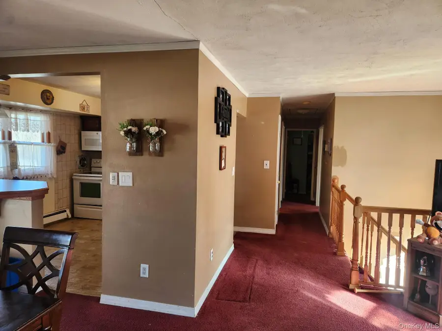 829 Stanley Street, West Islip, NY 11795 - Image #3