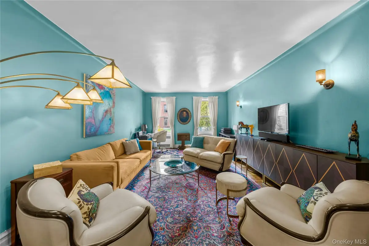 35-05 72nd Street #2E, Jackson Heights, NY 11372 - Image #1