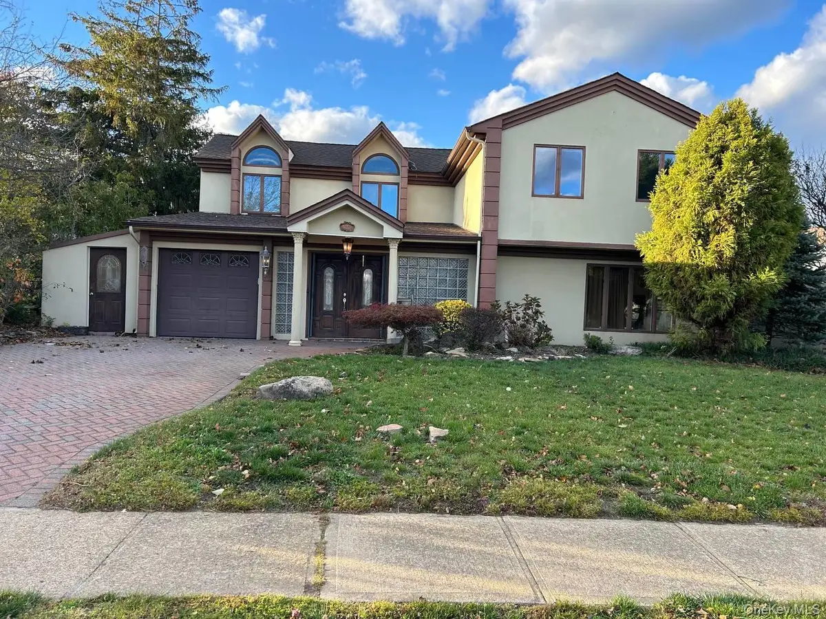 3200 Lydia Lane, Bellmore, NY 11710 - Image #1