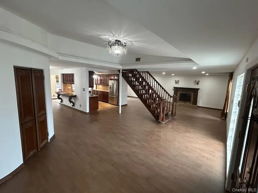 3200 Lydia Lane, Bellmore, NY 11710 - Image #3