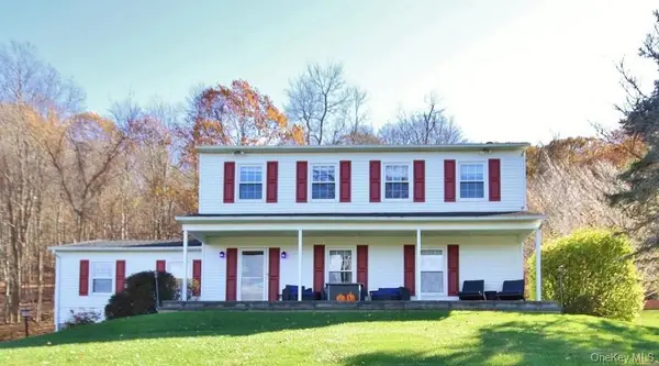 7 Farview Road, Hopewell Junction, NY 12533