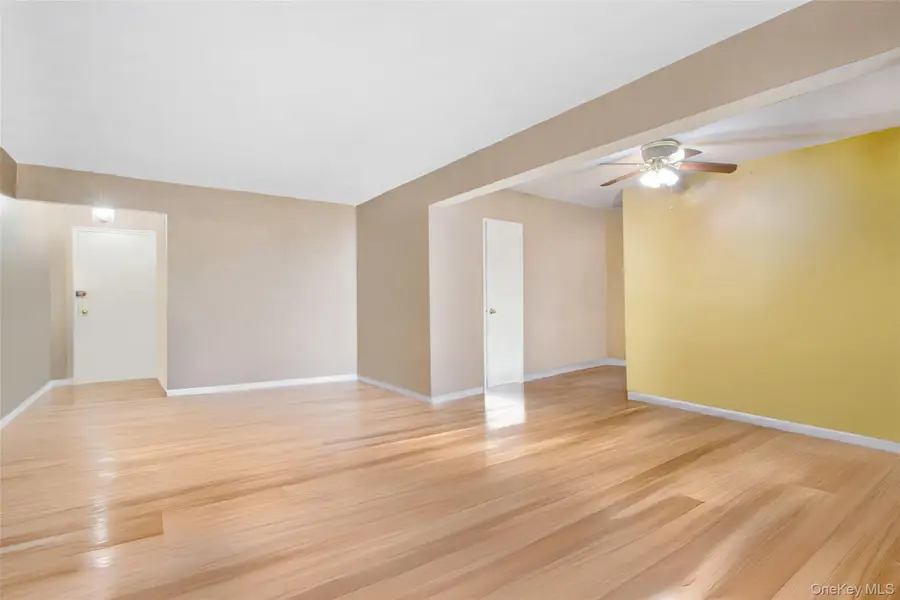 224-24 Union Turnpike #6G, Oakland Gardens, NY 11364 - Image #3