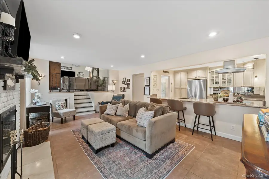 442 Hoffman Lane, Hauppauge, NY 11788 - Image #3