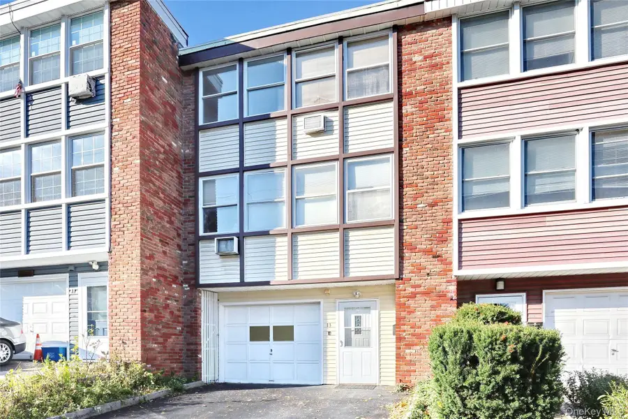 13 Overlook Road, West Haverstraw, NY 10993 - Image #2