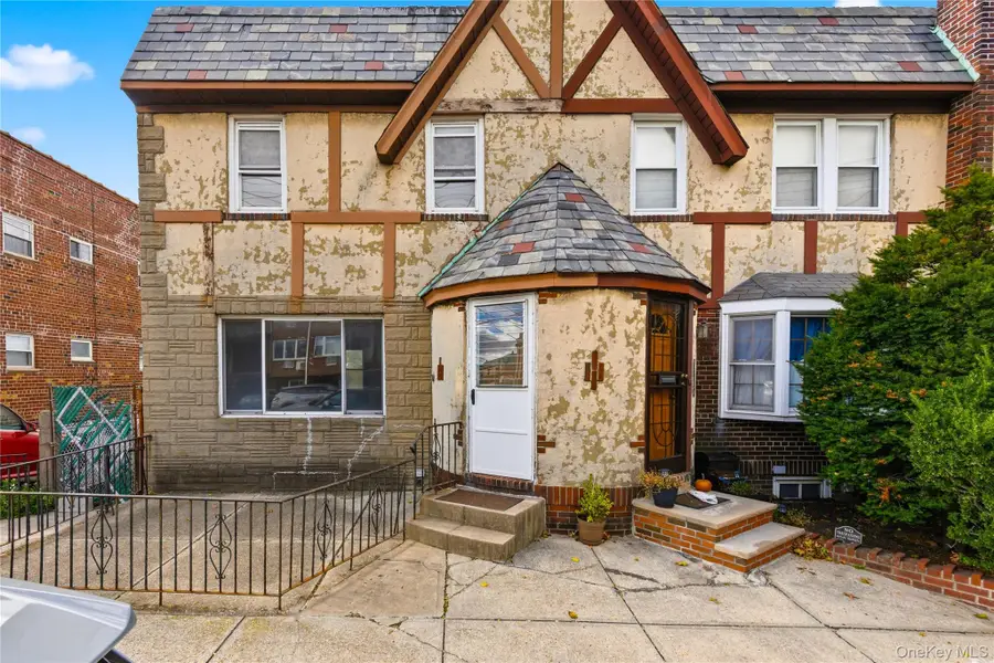 61-24 65th Street, Middle Village, NY 11379 - Image #2