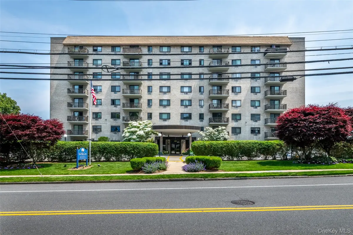 666 Pelham Road #5L, New Rochelle, NY 10805 - Image #1