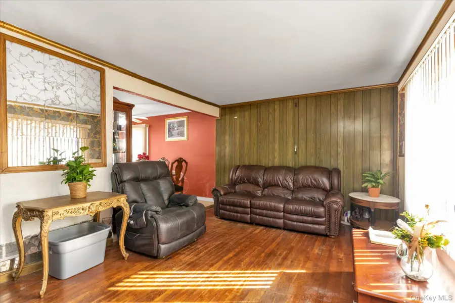 147 Ruxton Street, Uniondale, NY 11553 - Image #2