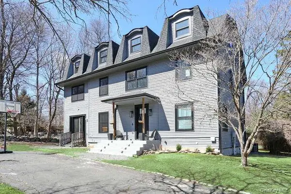 247 Cherry Lane #114, Suffern, NY 10901