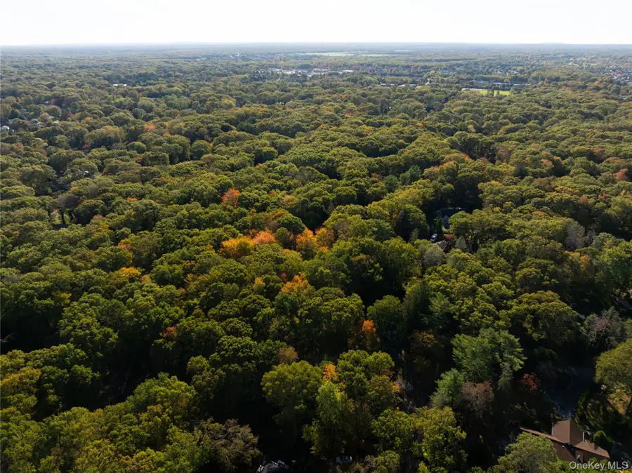 18B Valley Circle, Miller Place, NY 11764 - Image #3