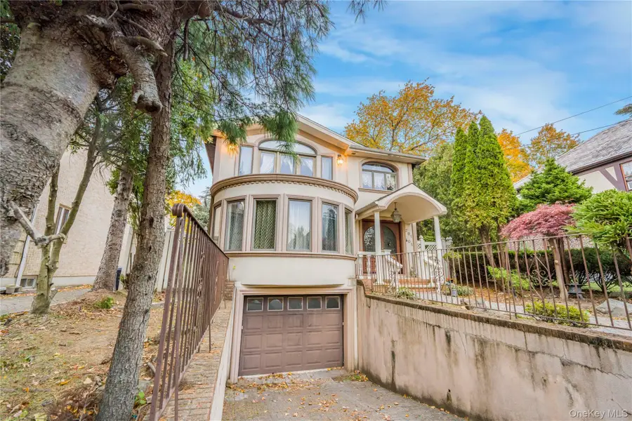 201-05 28th Ave, Bayside, NY 11360 - Image #3