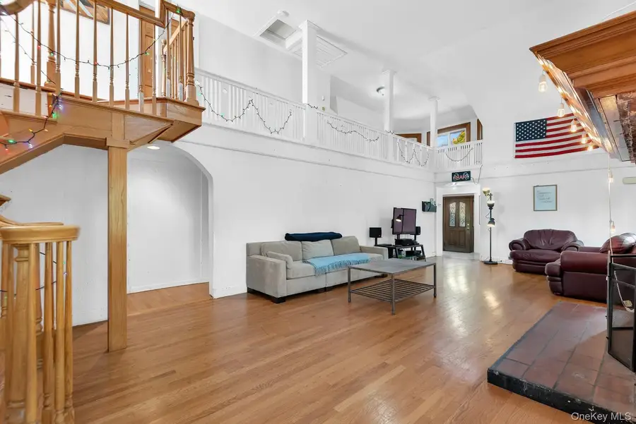 24 Old Knollwood Road, White Plains, NY 10607 - Image #3