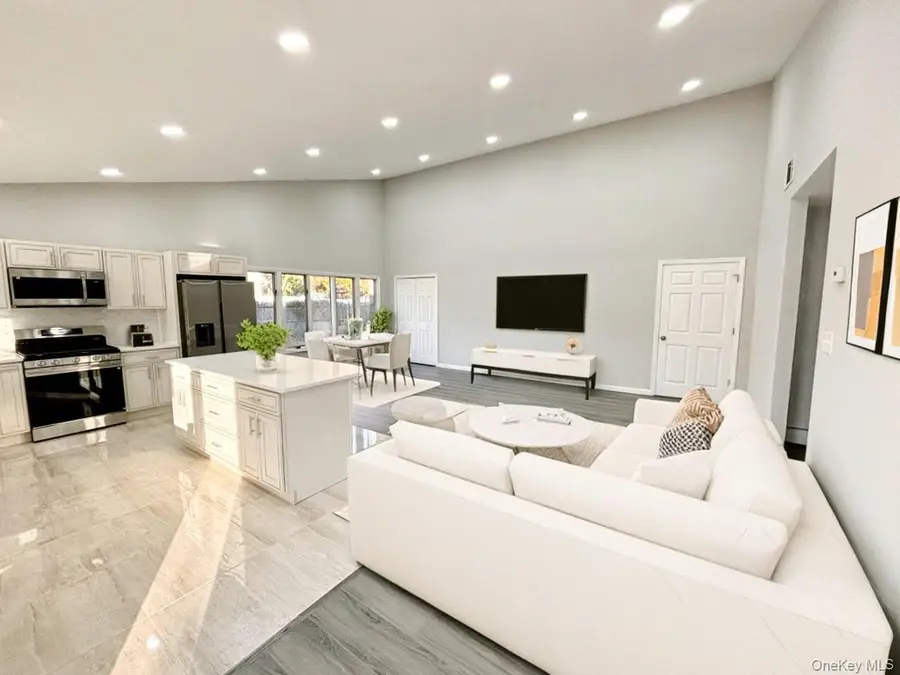 22 Harford Drive, Coram, NY 11727 - Image #3