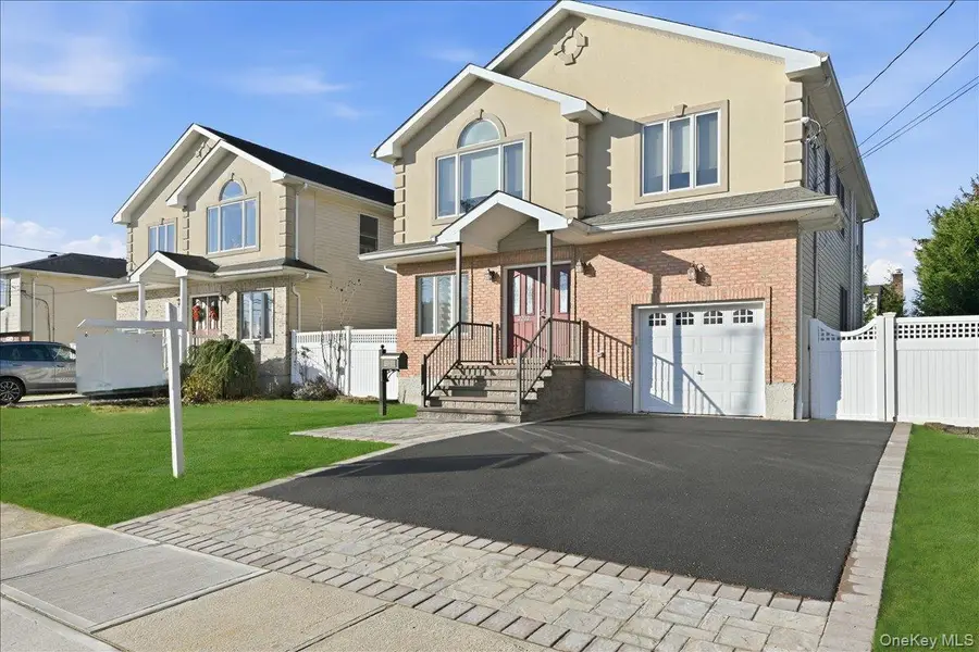 2202 Beech Street, Wantagh, NY 11793 - Image #2