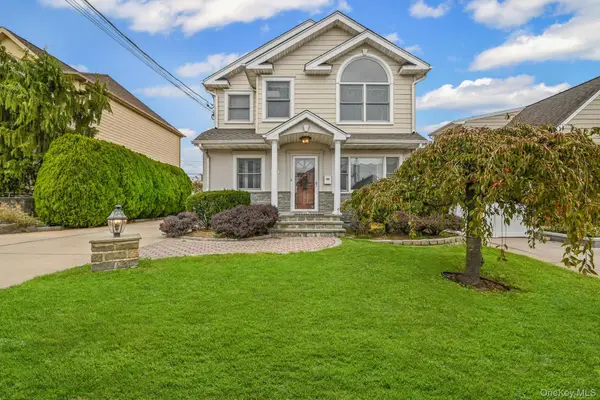 850 First Avenue, Franklin Square, NY 11010