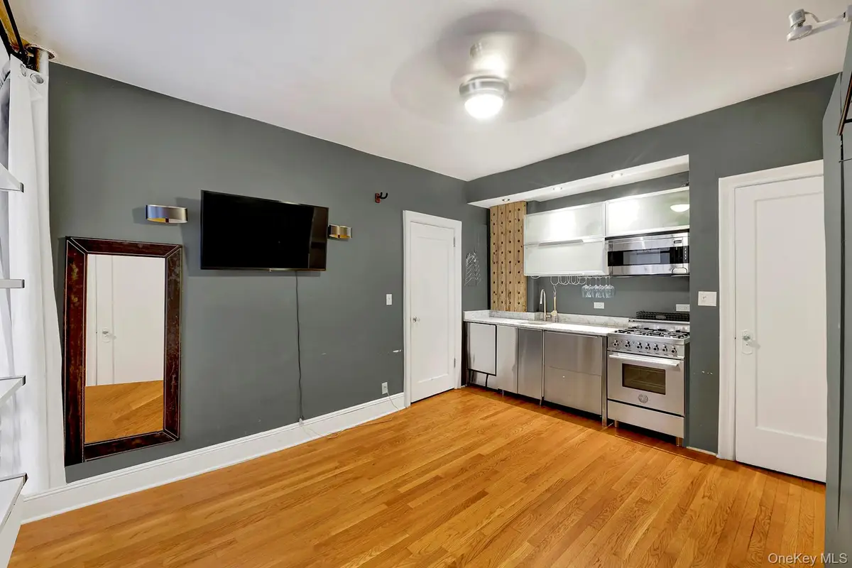 400 Lincoln Place #1H, Brooklyn, NY 11238 - Image #1