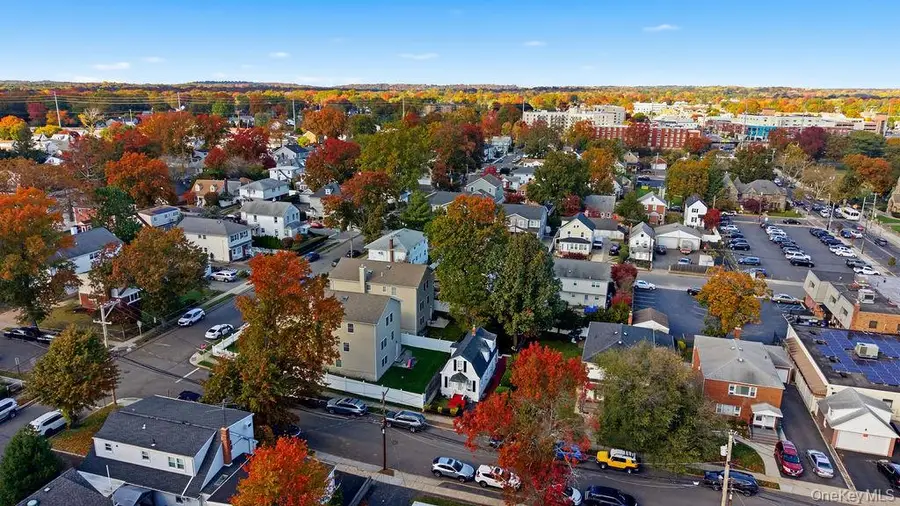 65 Bedford Avenue, Westbury, NY 11590 - Image #2