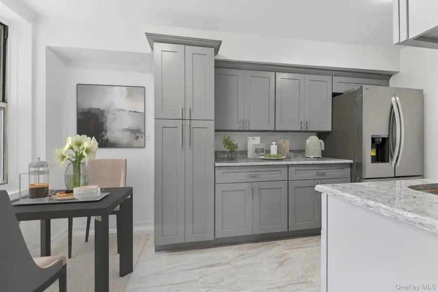 67-30 Clyde Street #2C, Forest Hills, NY 11375 - Image #2