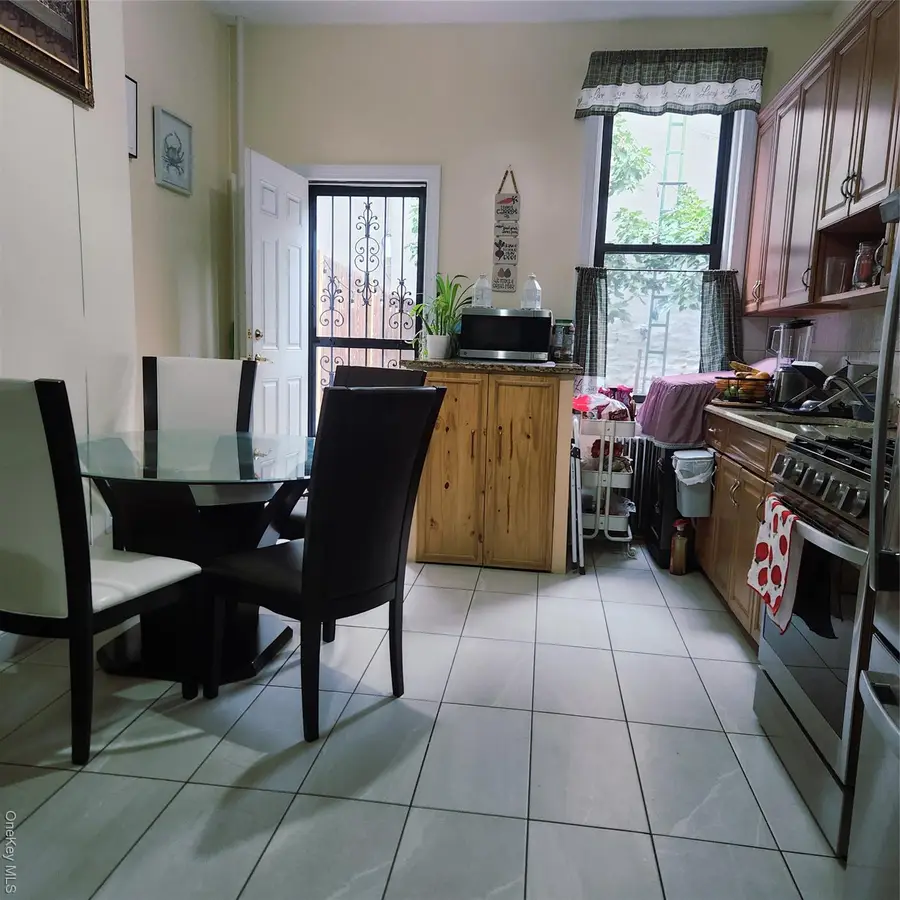 655 Woodward Avenue, Ridgewood, NY 11385 - Image #3