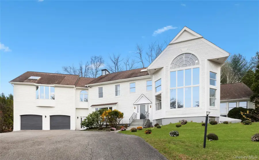 7 Dickson Lane, Bedford Corners, NY 10549 - Image #2