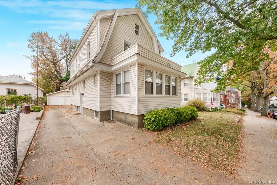 215 East 235th Street, Bronx, NY 10470 - Image #3