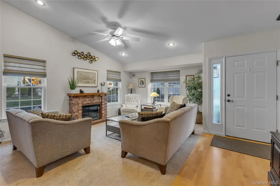 256 Glen Drive, Ridge, NY 11961 - Image #2