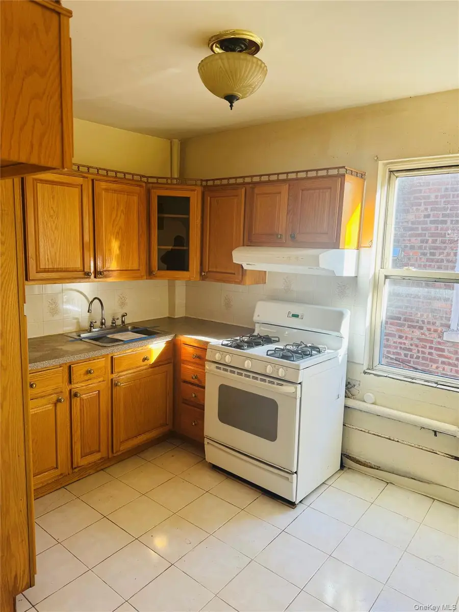 11444 127th Street, South Ozone Park, NY 11420 - Image #2