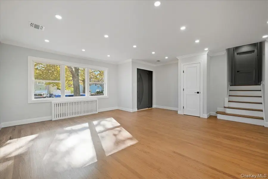 3715 Regent Lane, Wantagh, NY 11793 - Image #2