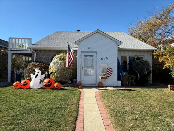 215 National Boulevard, Long Beach, NY 11561