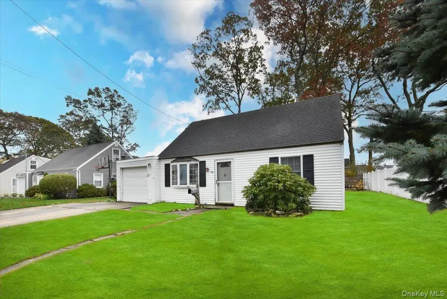 86 Cleveland Avenue, Massapequa, NY 11758 - Image #3