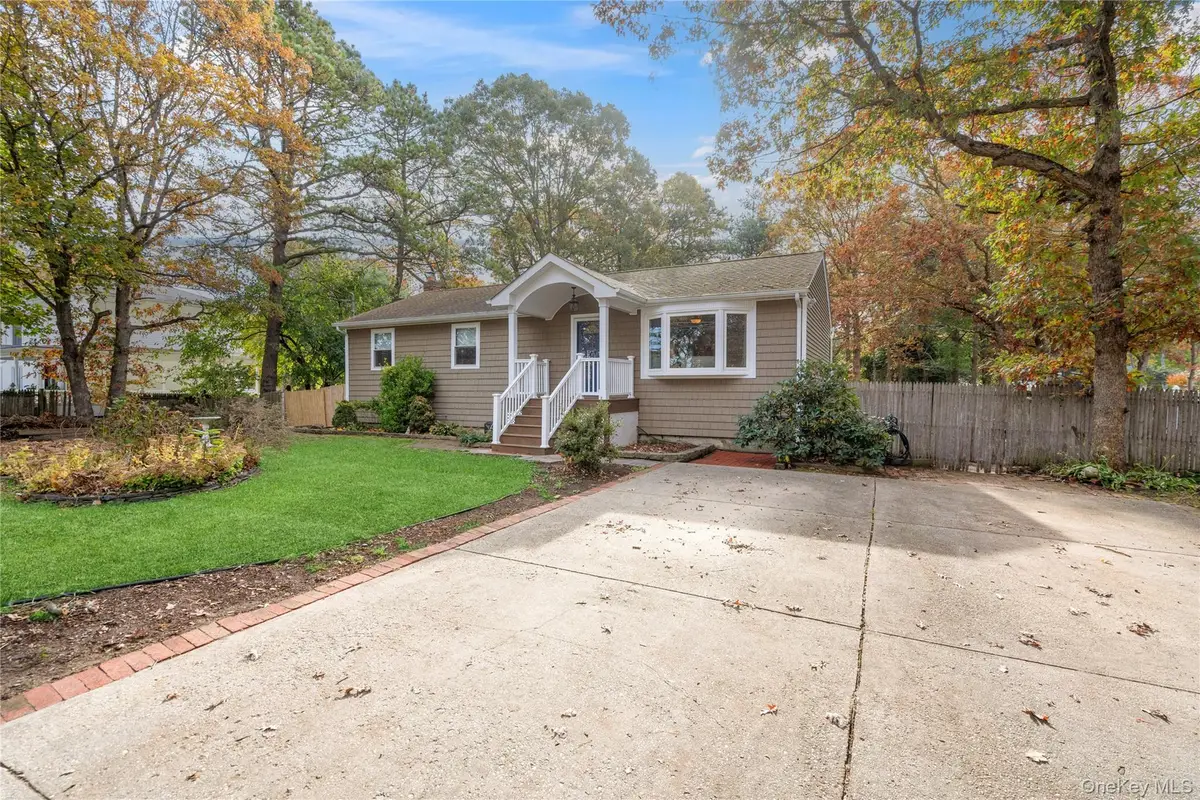 42 Fig Street, Central Islip, NY 11722 - Image #1