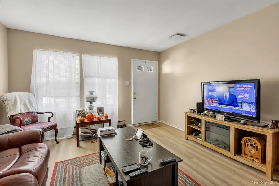 141 Forge Lane, Coram, NY 11727 - Image #3